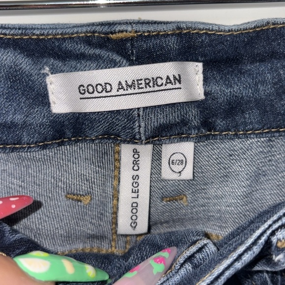 Good American Good Legs High Rise Crop Jeans - Picture 4 of 6